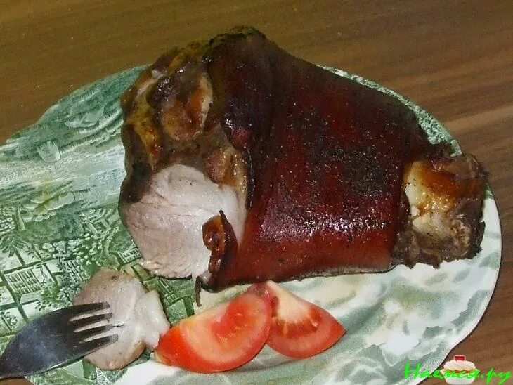 Свиная рулька в праге. Едят рульку. Свиная рулька. Рулька свиная запеченная. Едят рульку.