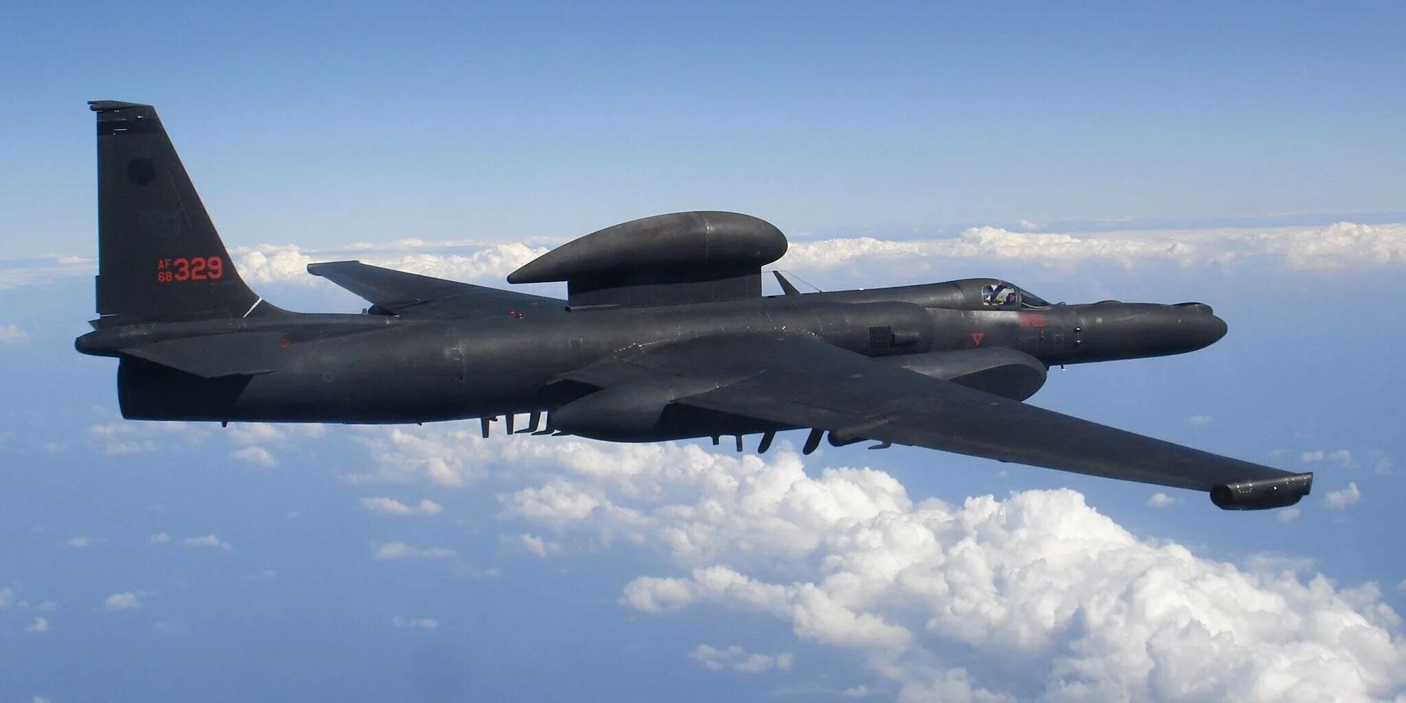 Lockheed u-2. Sr 71 blackbird. Sr-71 blackbird скорость. Американский самолет шпион. Американский самолет шпион.