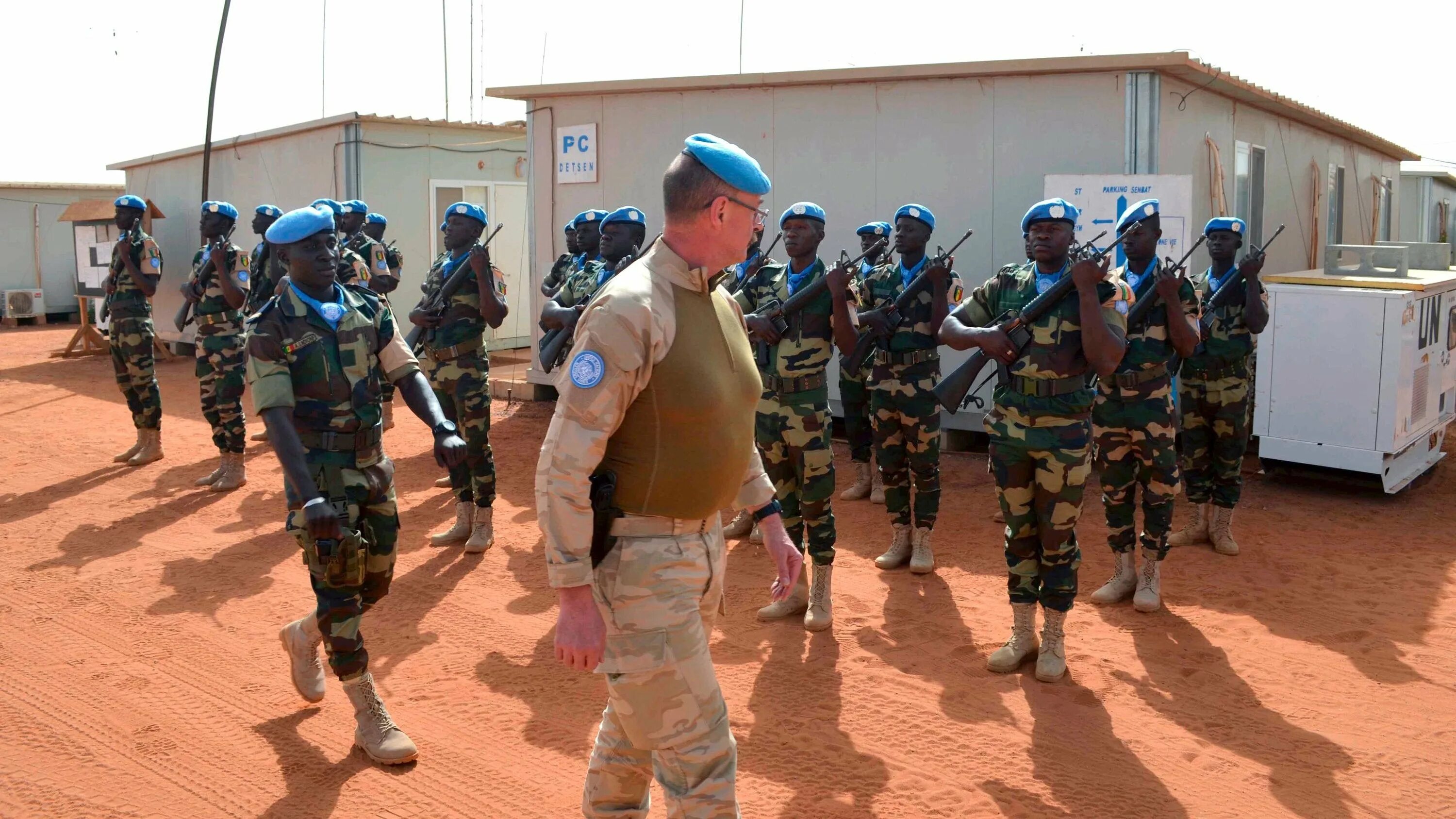 Peace keeping. Бразильские миротворцы. Un peacekeeping Operations. Un Peacekeeper боевые действия. G5 Sahel.