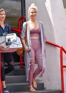 Julianne Hough Clicked While Leaving a Dance Studio in LA 19 April/2019 New...