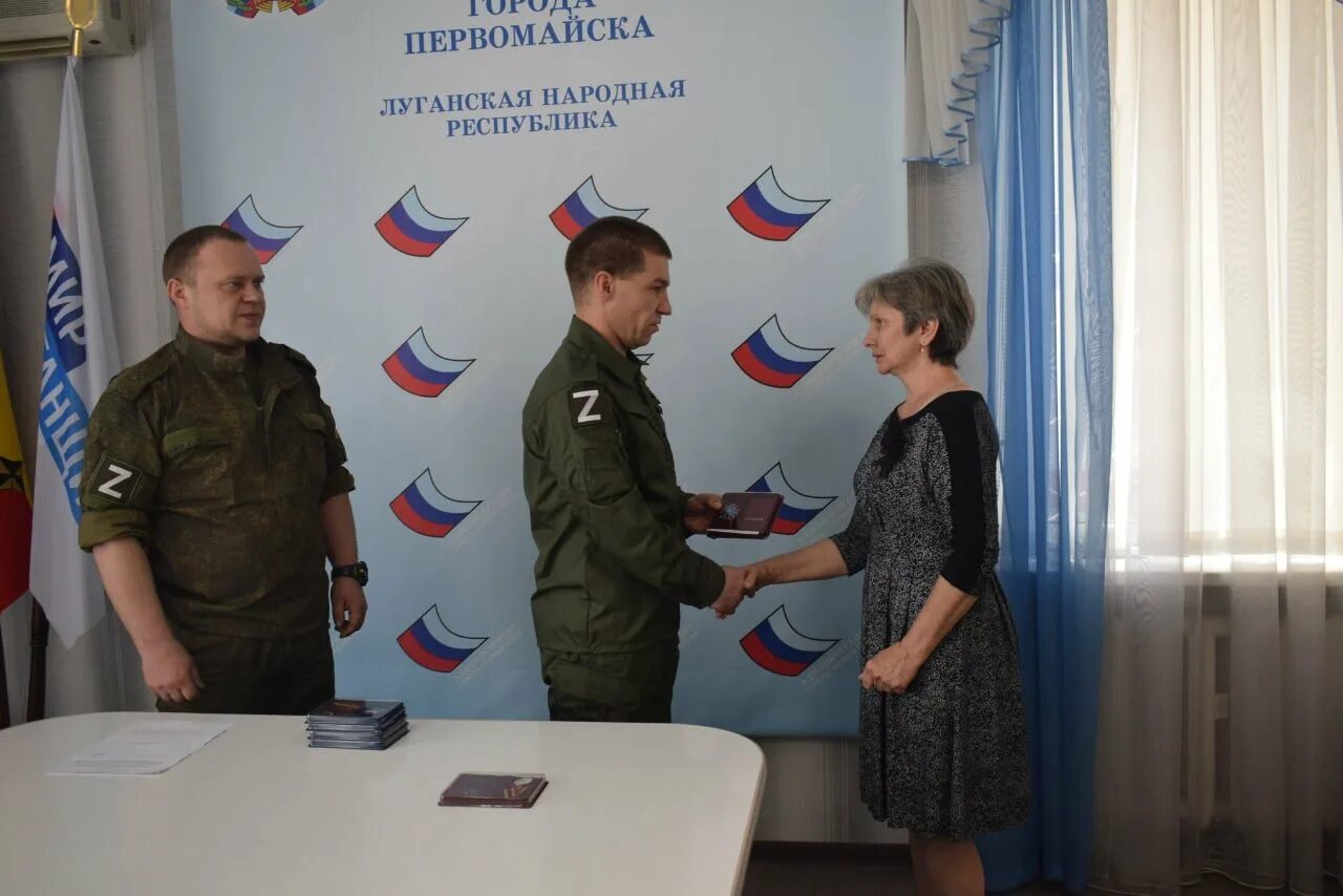 Первомайск лнр. Последние новости первомайска лнр. Обстрел первомайска. Первомайск (город, луганская область). Первомайск днр.