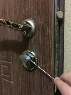 Дверь на замок не закрывать