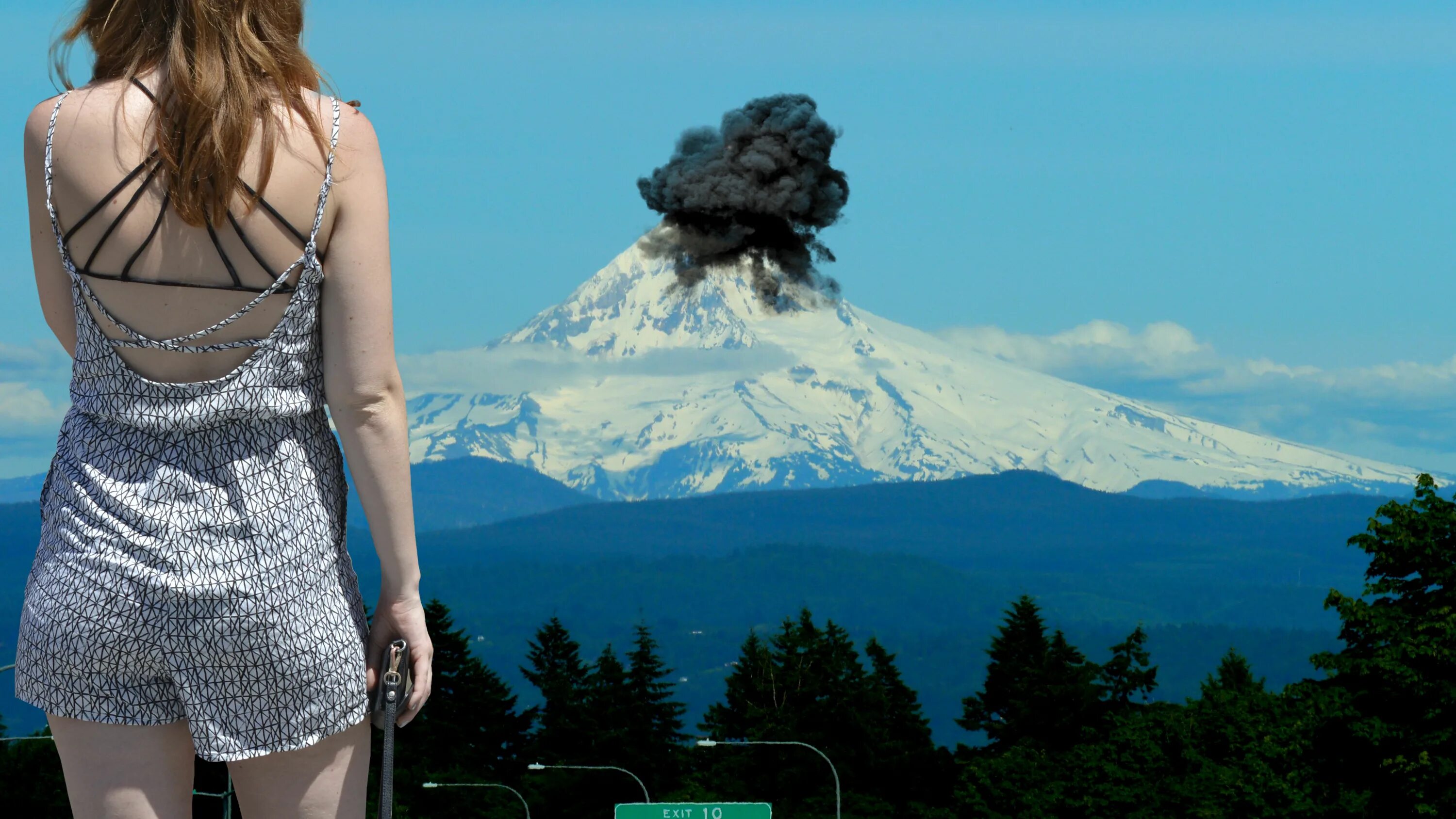 Ньирагонго демократическая республика конго. Девушка вулкан картина. Огонь арт. Девушка вулкан. Извержение вулкана.