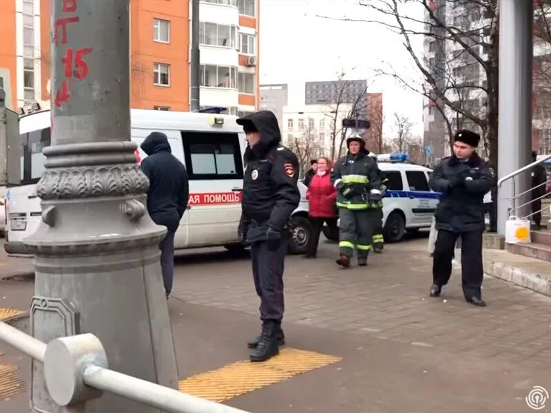 Экстренные новости москва сейчас. Заминировали суд. Минирование Москва. Заминированное здание. Заминированные школы в Москве.