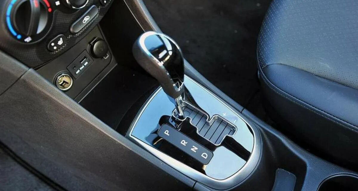 Автоматической коробкой передач хендай солярис. Hyundai solaris рычаг акпп. автоматическая коробка передач хендай солярис 2012. ручка акпп солярис 1. hyundai solaris коробка передач автомат.