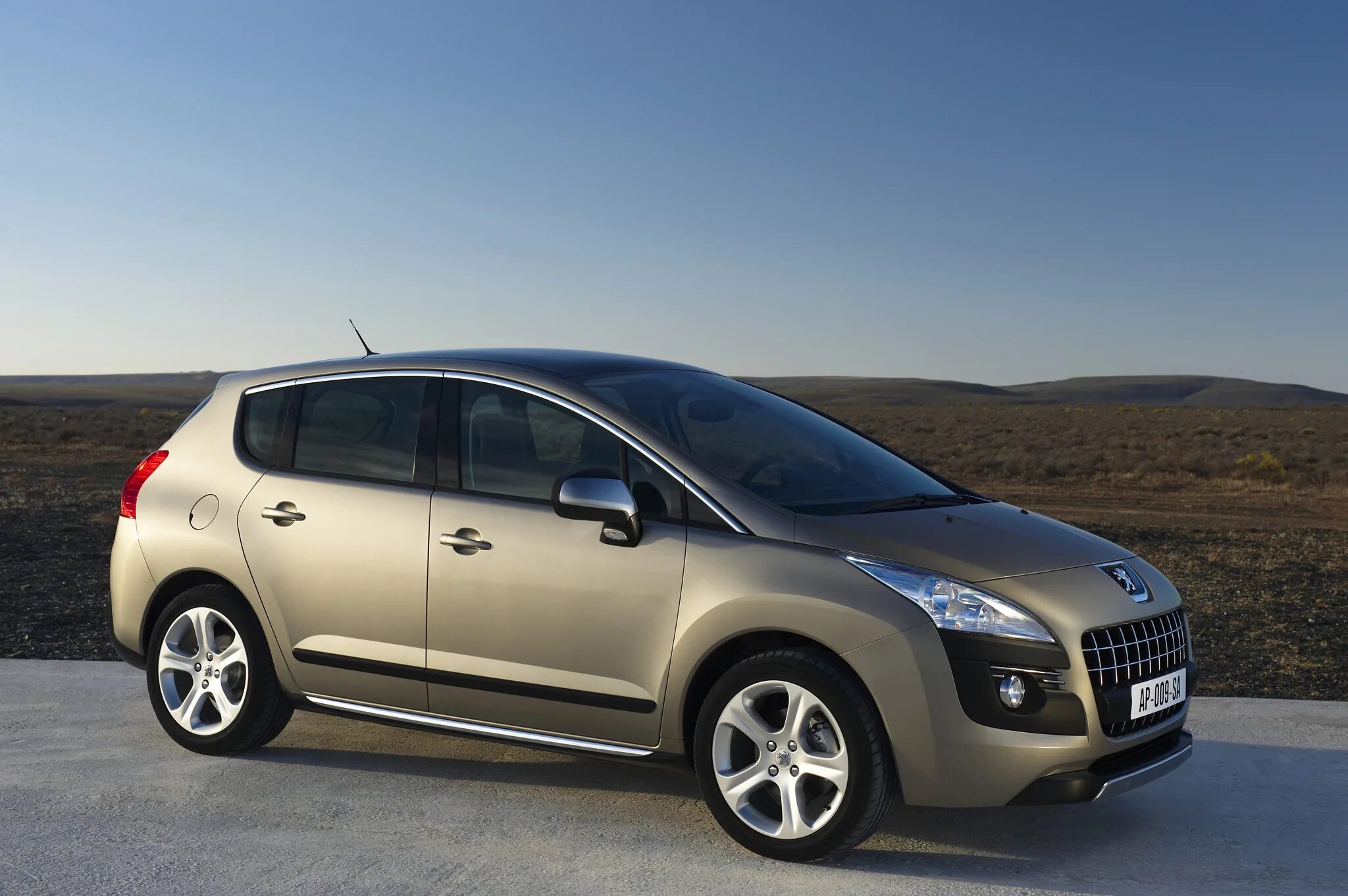 Пежо 3008 2010. Peugeot 3008 1. 6. Пежо 3008 2 дизель. Пежо 3008 2015.
