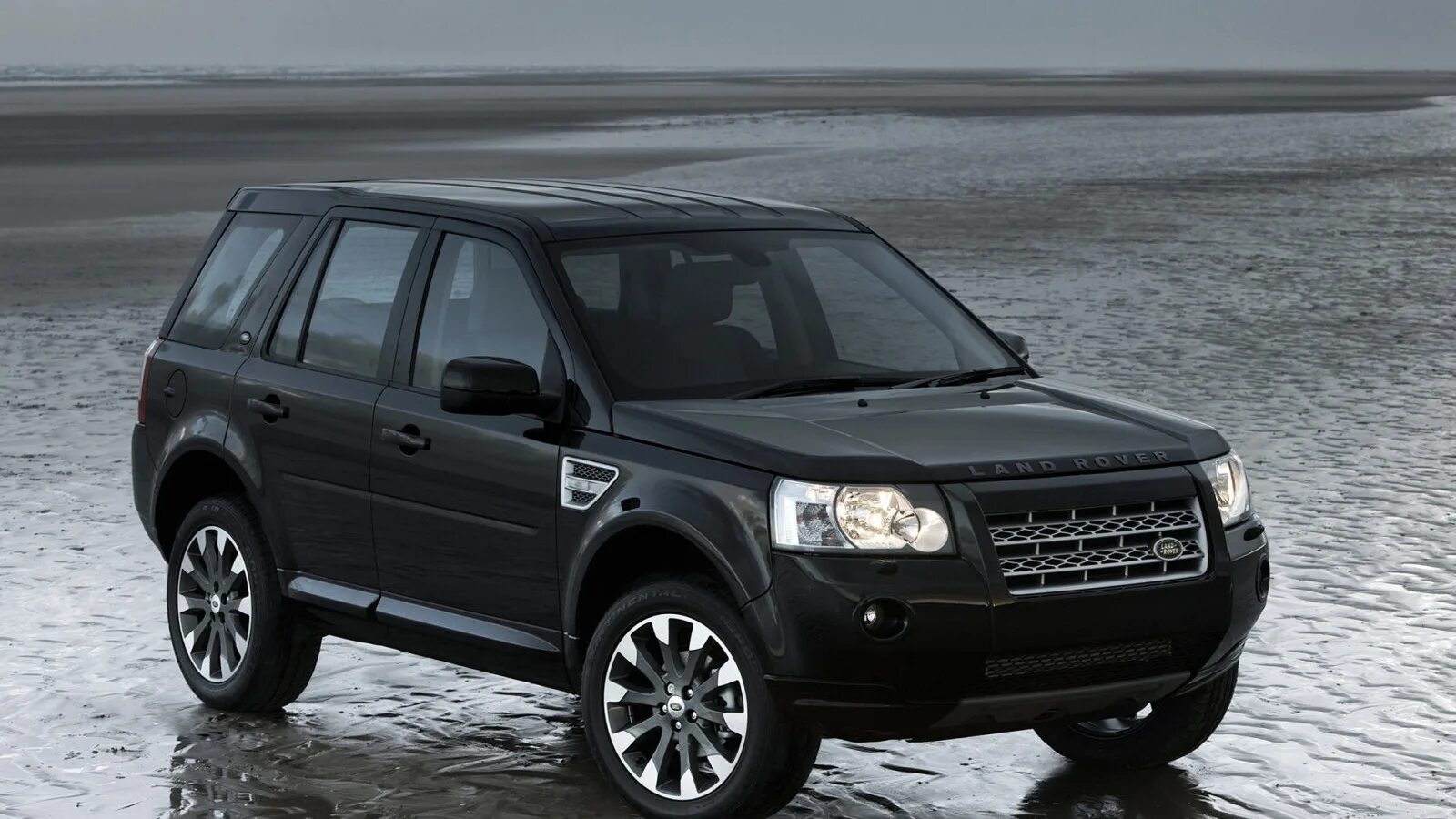 Ленд ровер фрилендер 2013 дизель. Freelander 2 dynamic black обвес. Отзыв ленд ровер 2. 2 дизель. Отзыв ленд ровер 2.