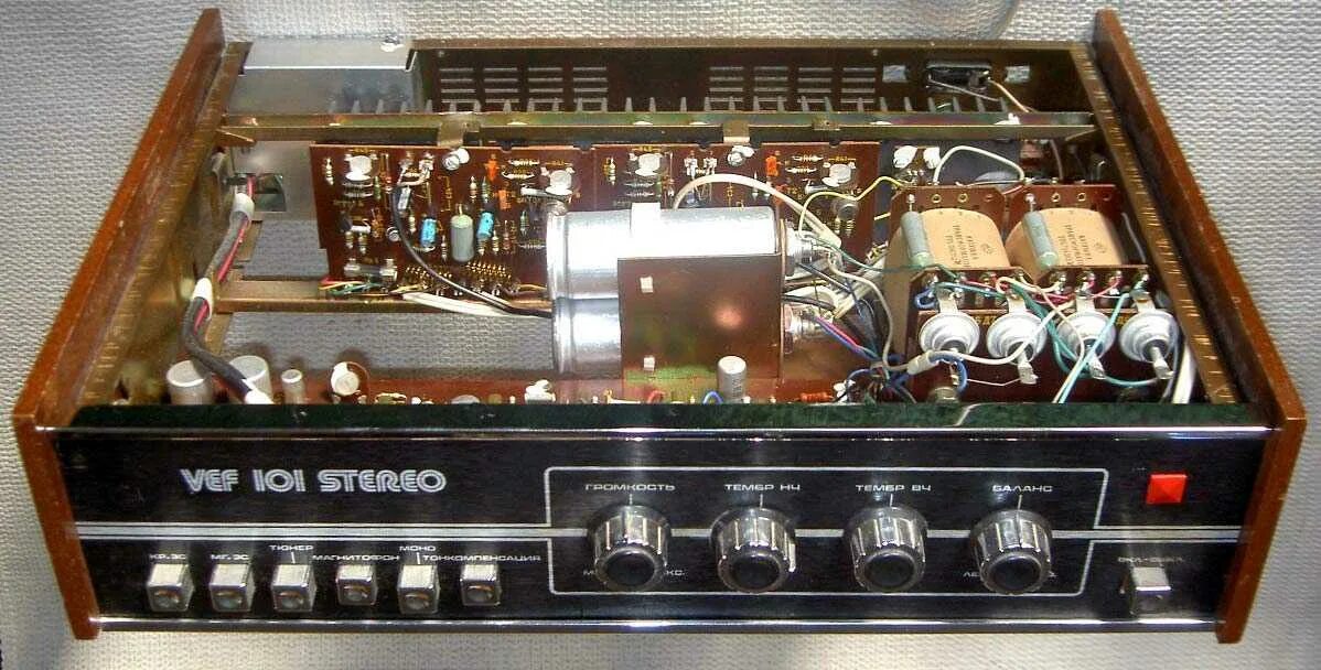 Усилитель ВЭФ 101 стерео. VEF 101 stereo усилитель. Усилитель УКУ-210м ВЭФ-101. Усилитель VEF-101 стерео. Усилитель звука б у