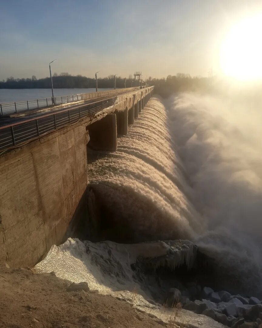 Сергеевское водохранилище Казахстан 2024. Гребень дамбы. Гребень дамбы шламонакопителя. Сергеевское водохранилище казахстан