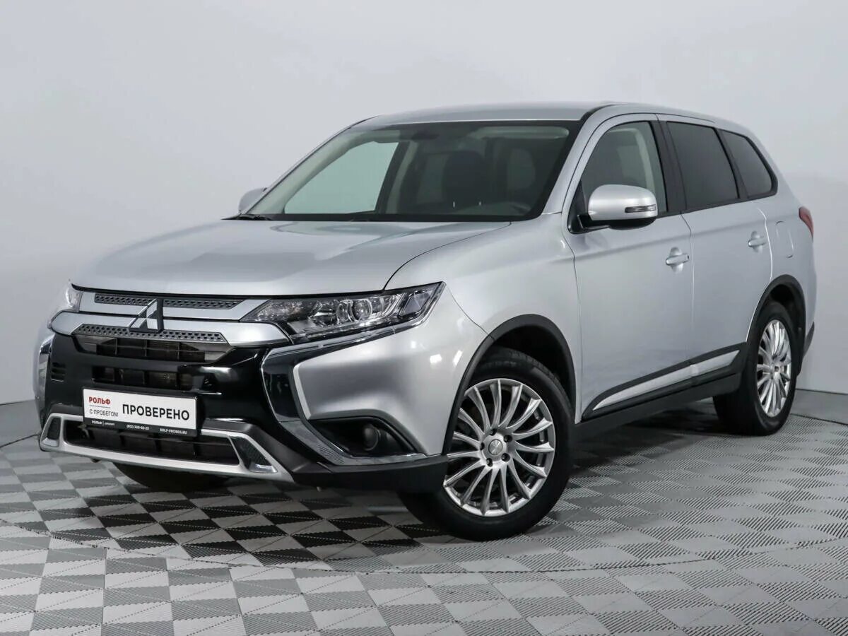 Митсубиси Аутлендер 2020. Mitsubishi Outlander 2017. Митсубиши Аутлендер 2017. Митсубиси Аутлендер 2020 года.