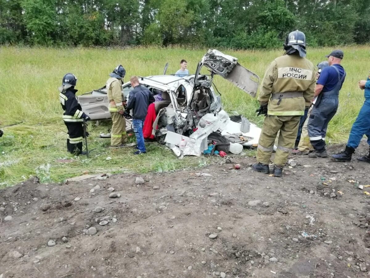 Последние аварии края. Авария в Зональном районе Алтайского края. Авария на Чуйском тракте сегодня. Бийск зональный район аварии.