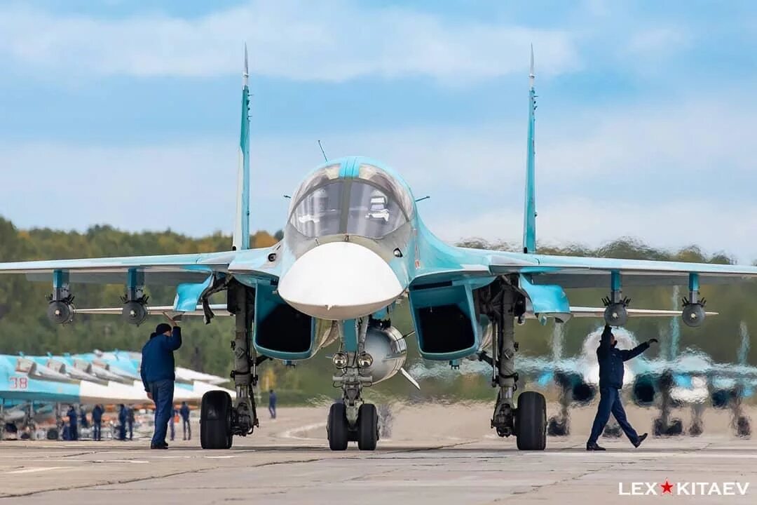 Шагол сгорел. Су-34 Шагол. Су 34 авиабаза Шагол. ПТБ-3000 Су-34. Су 34 Шагол Челябинск.