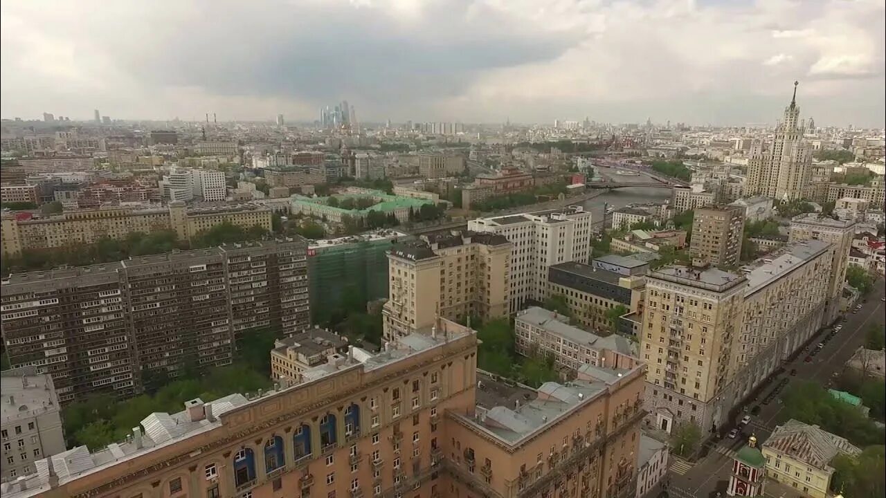 Таганка тольятти. Красивые улицы на таганской. Ночная москва таганка. Погода таганка. Погода таганка.