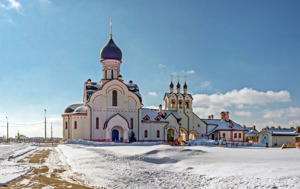 введенский храм в южном бутово. храм владимирской иконы в бутово. церковь пантелеймона целителя. храм владимирской иконы в бутово. храм в южном бутово.