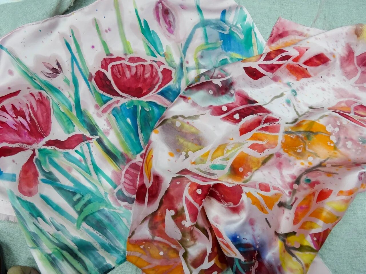 Изделия выполненные в технике батика. Горячий батик. Горячий батик техника. Горячий батик фото. Горячий батик салфетки.