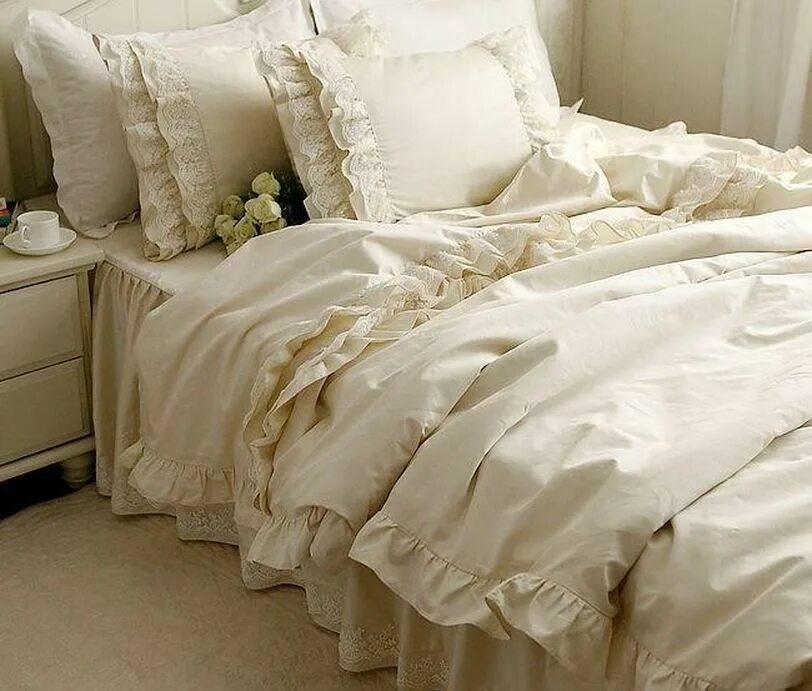 Постельное белье Angela Luxury Bedding. Постельное белье с оборками. Постельное белье с рюшами. Шикарное постельное белье с кружевами. Постельное с рюшами