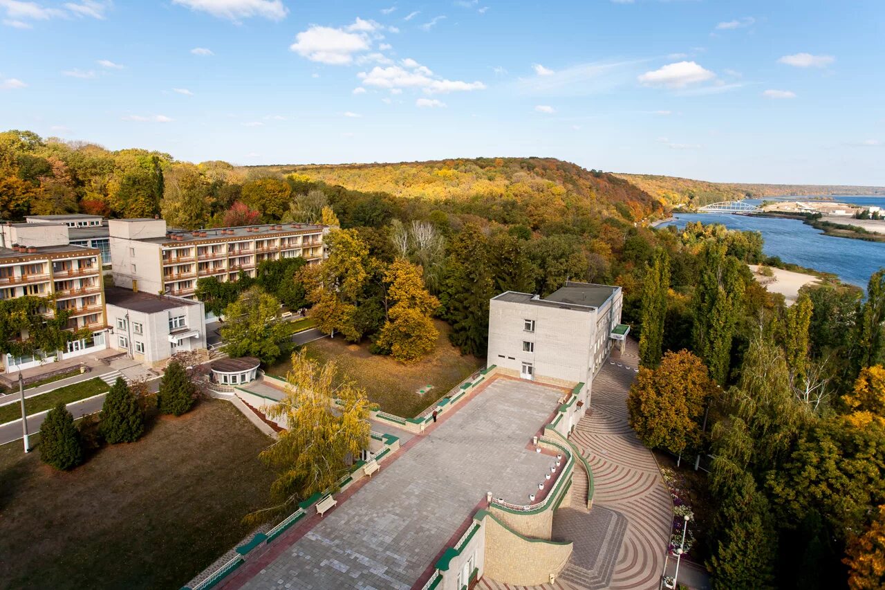 Пансионат воронеж 88007754613 voronezh pansionat ru. Санаторий имени Горького Воронеж. Клинический санаторий им. Горького. Санаторий Максима Горького Воронеж. Санаторий Горького Воронеж территория.