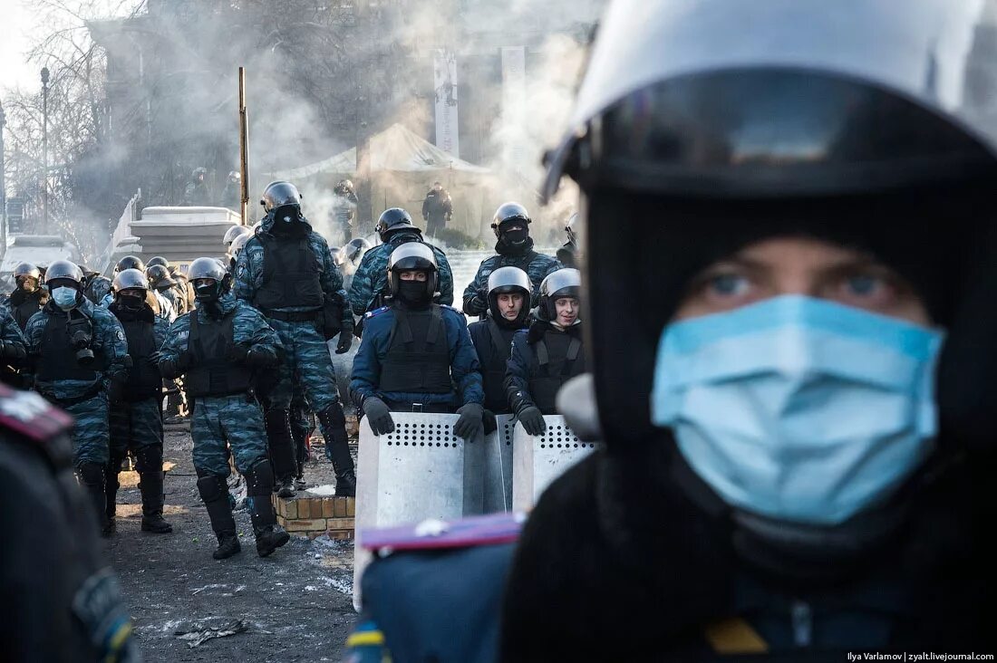 Сколько погибло беркута на майдане. Евромайдан на Украине в 2014 Беркут. Беркут милиция Украина 2014.