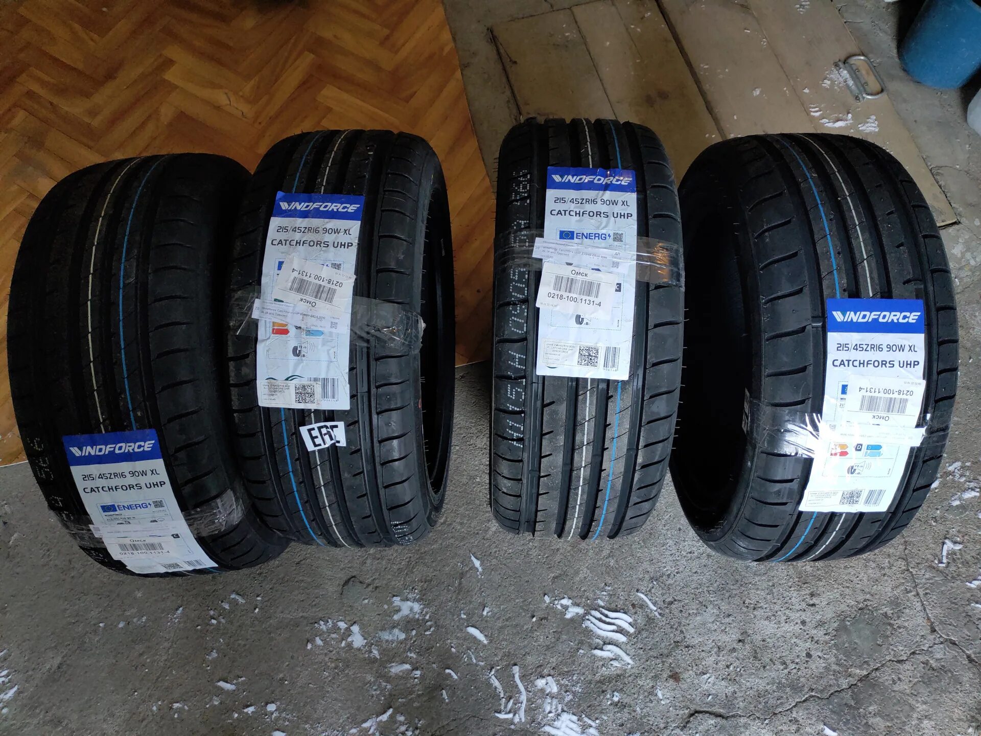 Виндфорс шины отзывы. Windforce catchfors UHP 215/45 zr17. Windforce catchfors UHP 195/45 r17. Windforce catchfors UHP. Шины Windforce catchfors UHP.