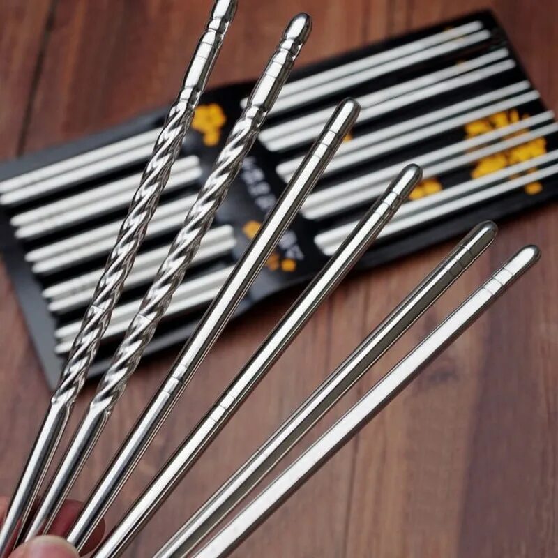 Корейские железные палочки. Металлическая палочка. Металлические палочки для суши. Железные палочки для суши.