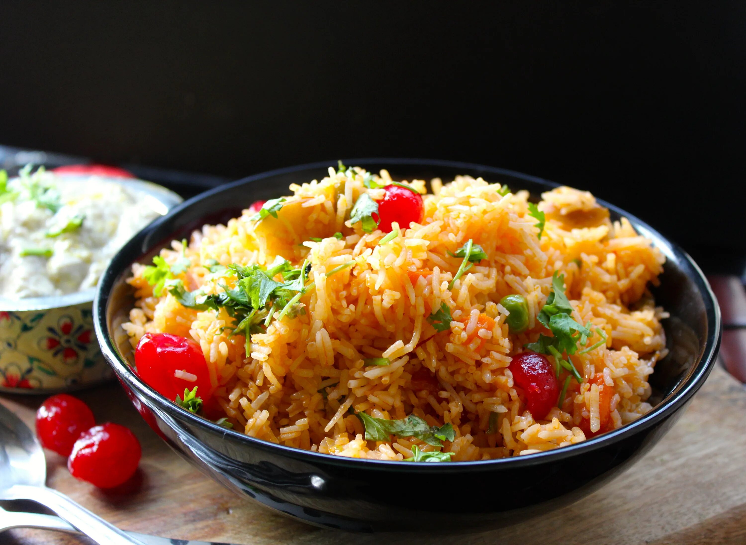 Rice vegetable. Рис пулао. Пулао плов. Кашмирский пулао. Бирьяни индийское блюдо.