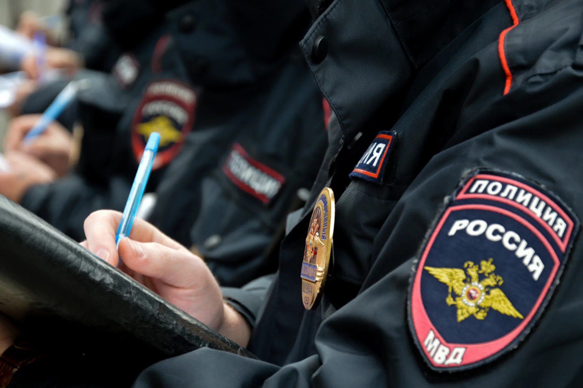 Правоохранительные органы. Полиции. Сотрудники правоохранительных органов. Правоохранительных органов были без. Правоохранительных органов были без.