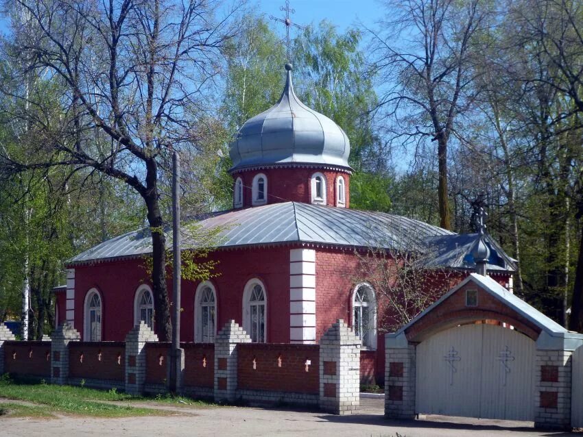 Ишеевка р. Церковь в ишеевке. ишеевка ульяновская область. церковь часовня дмитрия солунского ишеевка. ишеевка. богородицкая церковь.