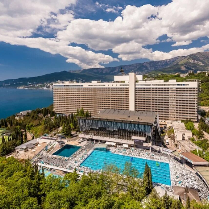 поселок научный крым гостиница. снять отель в ялте. дражинского, 50, ялта. сделано в крыму. ялта интурист 4 крым ялта.