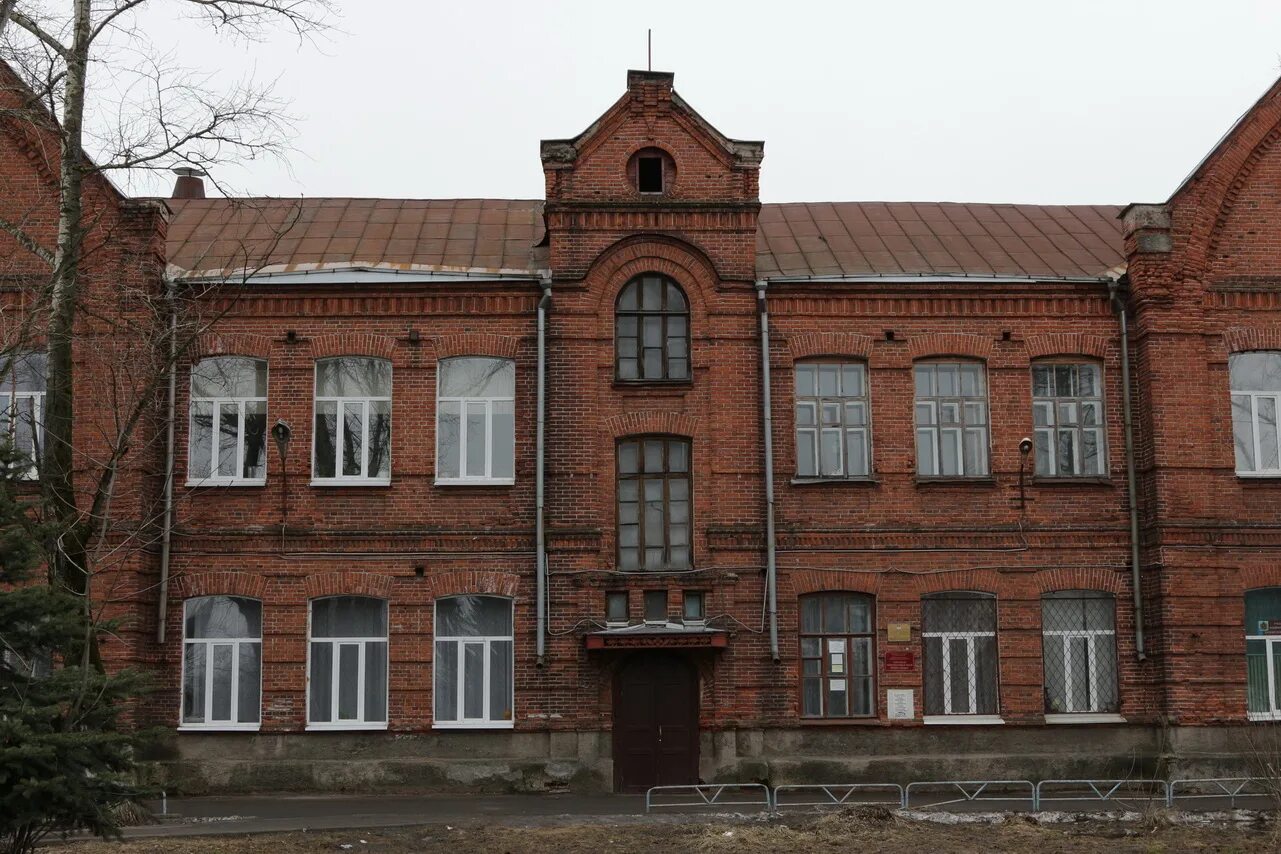 Образовательные учреждения владимирской области. Город Покров Владимирской области. Город Покров Владимирской области Петушинский район первая школа. Старый город Покров. Покров Владимирская область население.