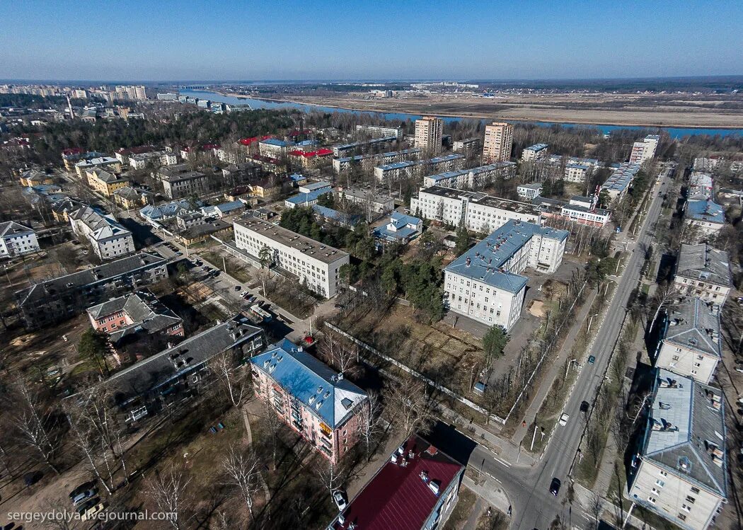 Сайт дубна московская область. Дубна город. Дубна Московская область с высоты птичьего. Дубна с высоты птичьего полета. Дубна вид сверху.