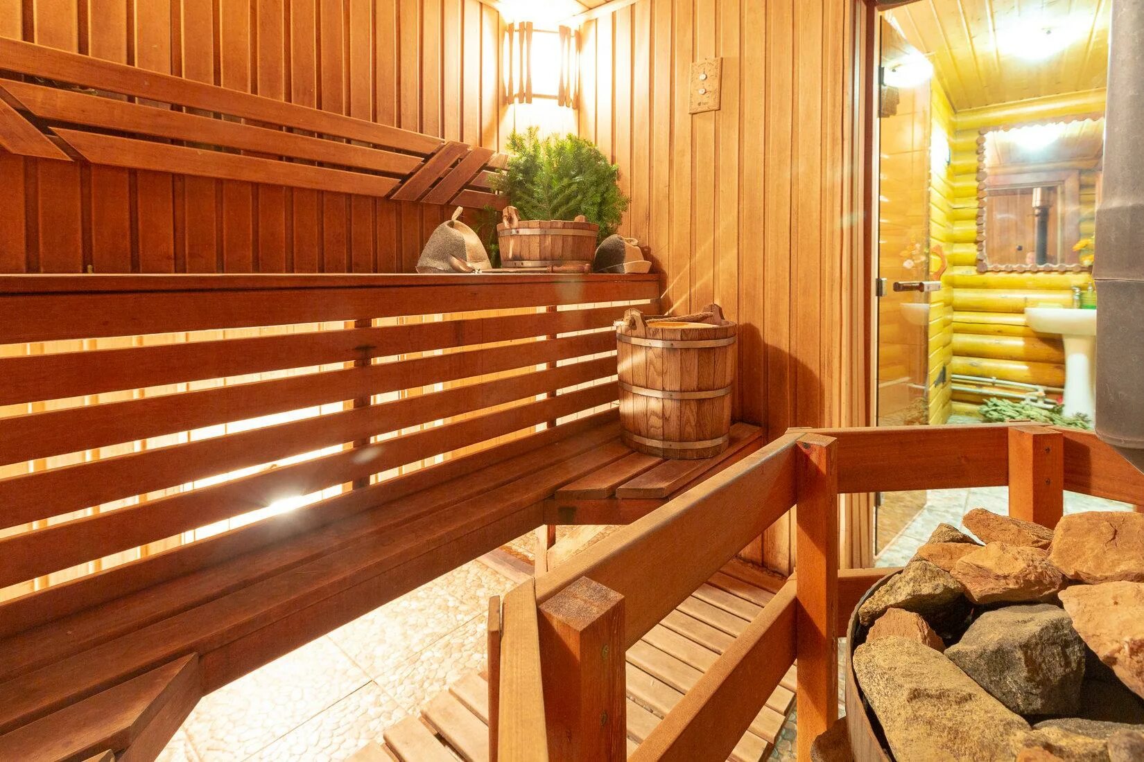 Русская баня парилка на дровах. Русская баня на дровах. Сауна баня на дровах. Дрова для бани. Баня на дровах банное.