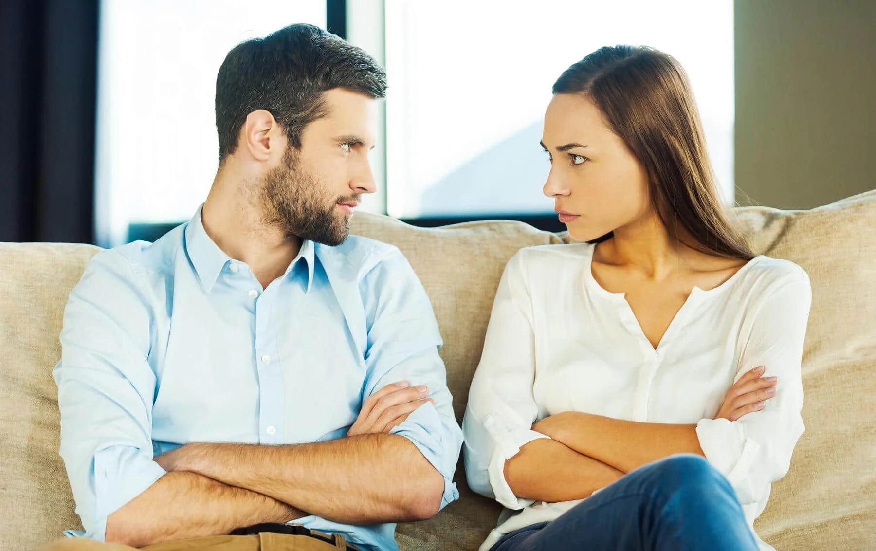 Ревность супругов. Общение между мужчиной и женщиной. Разговор между мужем и женой. Компромисс в отношениях. Разговор между мужчиной и женщиной.