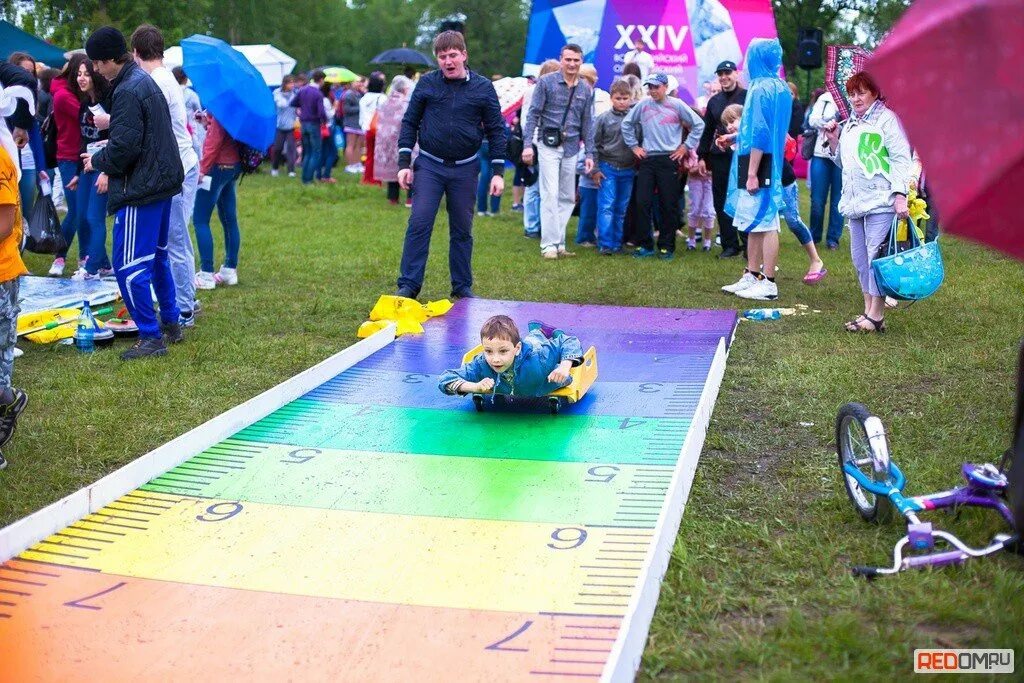 Городки развлечение. Интерактивные площадки для детей. Тематическая детская площадка. Развлекательные площадки. Аттракцион для молодежи.