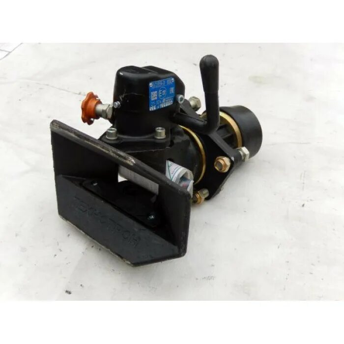 Еврофаркоп. Фаркоп камаз евро rockinger. Фаркоп камаз евро rockinger ro400a51001. Тсу камаз евро орланди. Фаркоп камаз евро 21-324.