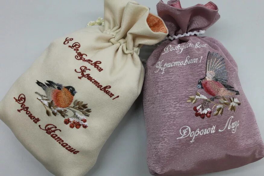 афонское коливо. игрушки ново тихвинского монастыря. новотихвинский монастырь вышитые игрушки вертеп купить. салон по упаковке подарков москва. вышивка ново тихвинского монастыря.