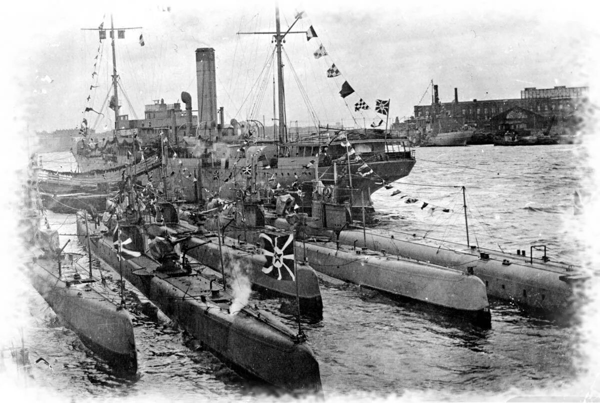 Кронштадт в годы великой отечественной. Балтийский флот Кронштадт. Балтийский флот 1945. Кронштадт 1941. Балтийский флот 1944.