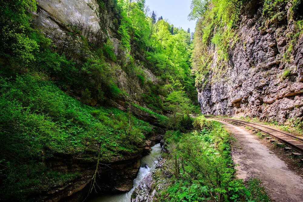 гуамка гуамское ущелье. апшеронск гуамское ущелье. гуамское ущелье сколько. гуамское ущелье. краснодарский край каньон гуамское ущелье.