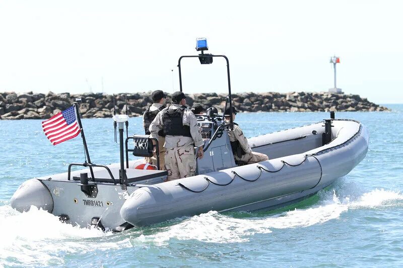 Willard sea force 730. 11 метровые катера. Sea force 11м. Виллард лодка. Willard sea force википедия.