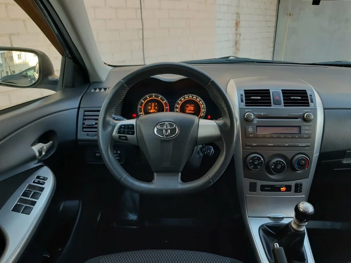Toyota corolla 2012 1. 6 автомат. Toyota corolla 2008 2012. в. королла 2012 года коробка.