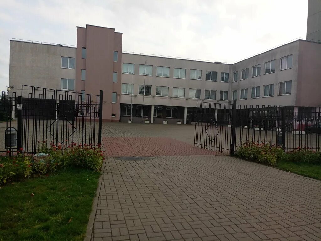 Колледж технологии машиностроения минск. Молодые профессионалы в челябинской области. Демонстрационный экзамен управление бульдозером мадк. Филиал бнту машиностроительный колледж. Лицей минск местонахождение.