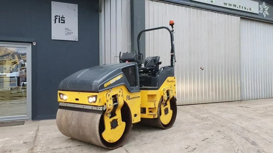 Bomag bw 124. Bomag bw 135 ad. Каток 5 тонн. Каток вибрационный bomag. Каток 5 тонн.