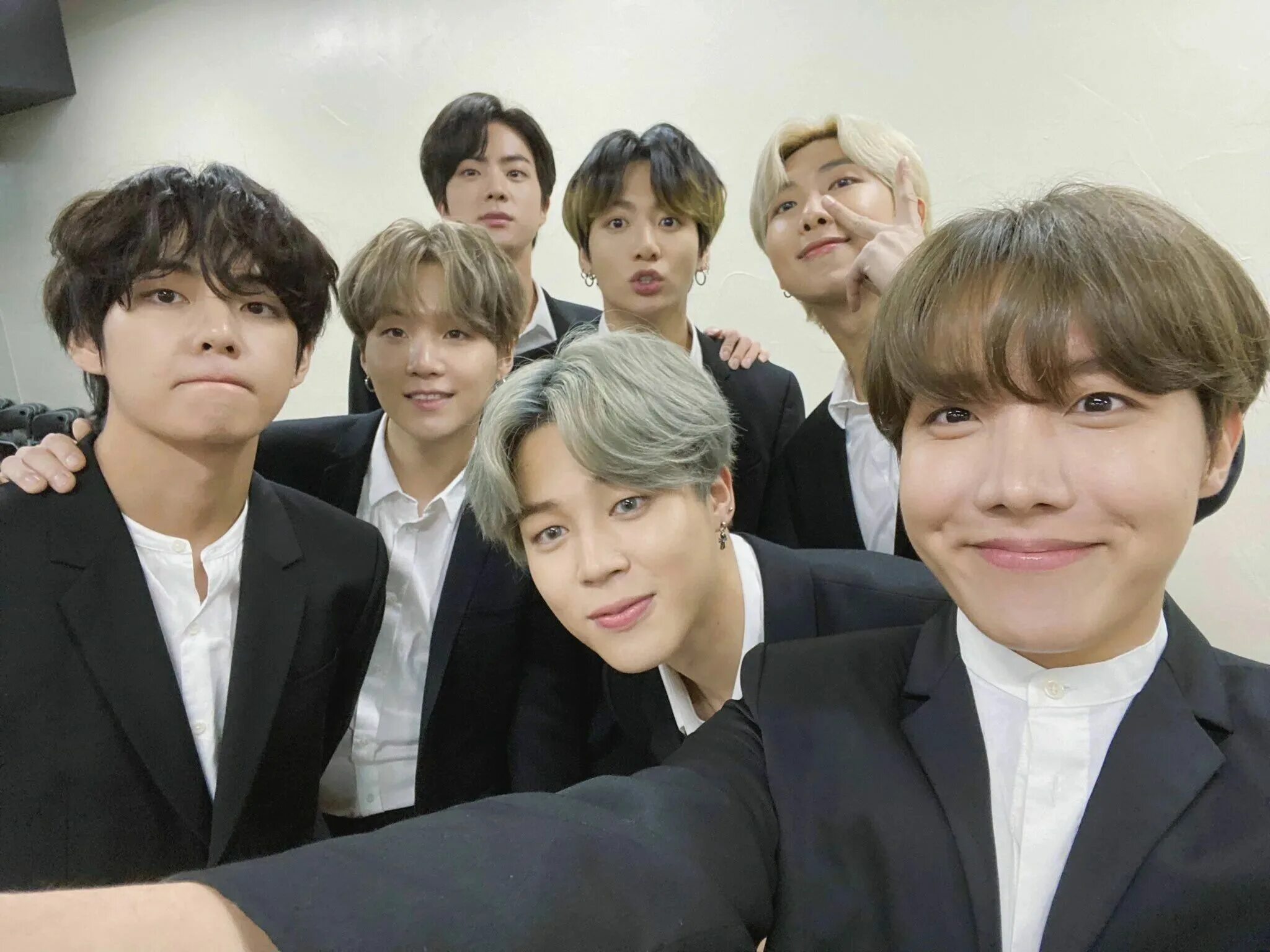 Группа втс сейчас. Bts группа корейская. Группа втс корея. Группа втс корея. Группа бтс 2020.