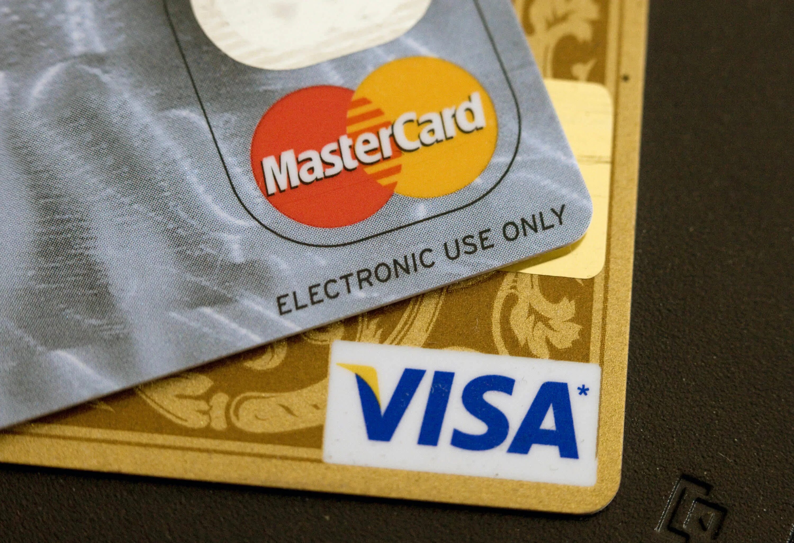 Visa MASTERCARD. Виза и Мастеркард. Платежные системы банковских карт. Карты visa и MASTERCARD. Карты visa работают