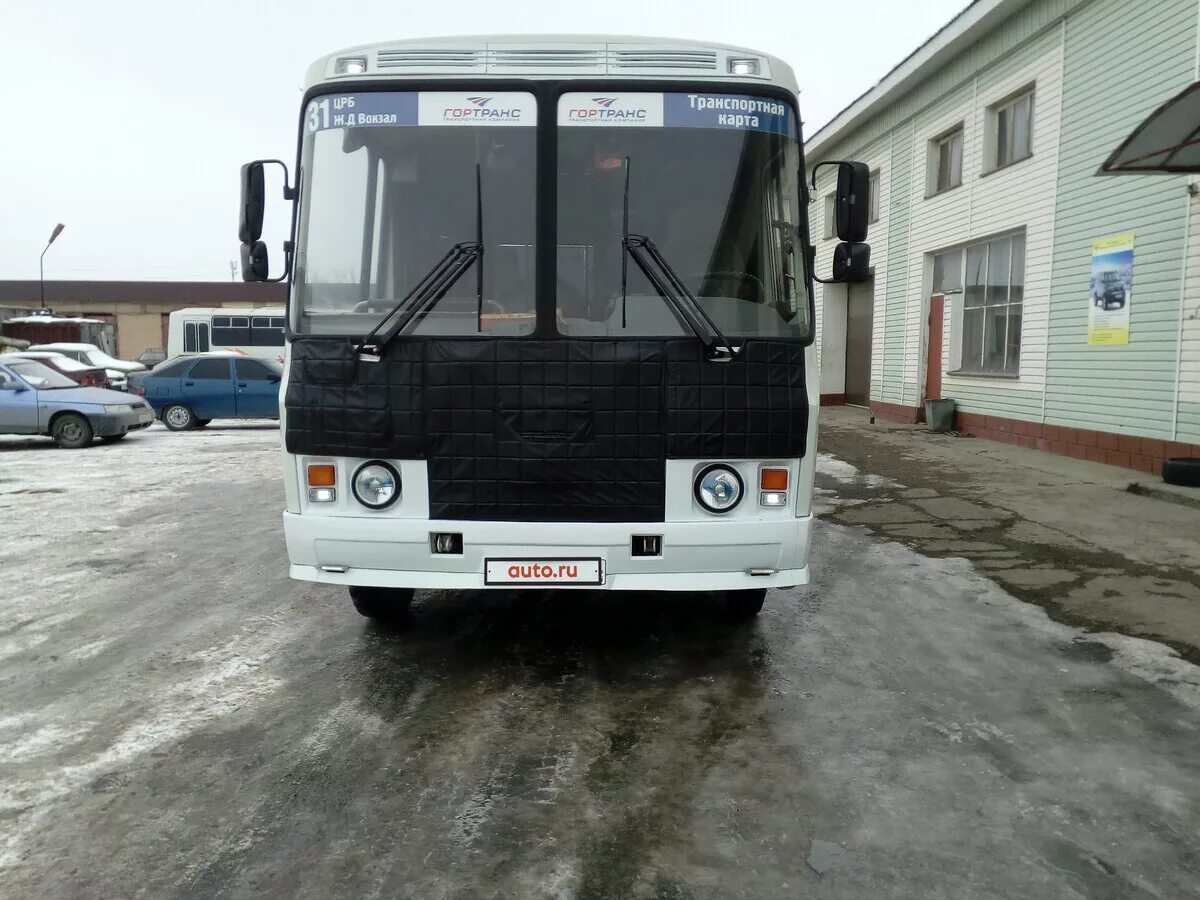 Купить автобус паз краснодар. ПАЗ 3205. ПАЗ 3205 тонированный. ПАЗ 3205 белый. Морда ПАЗ 3205.