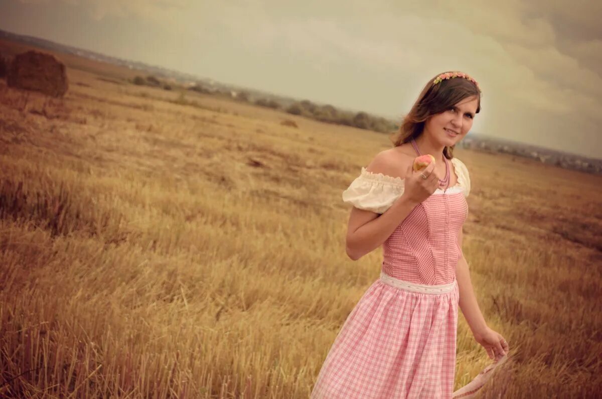 видео селяночка. брюнетки из деревни. селяночка девушка. видео селяночка. видео селяночка.