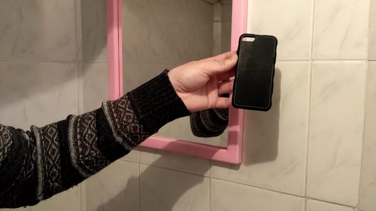 Можно ли мыть чехол. Очиститель для чехла телефона. чехол телефона после отбеливателя. как помыть чехол для телефона. почистить чехол от телефона силиконовый.