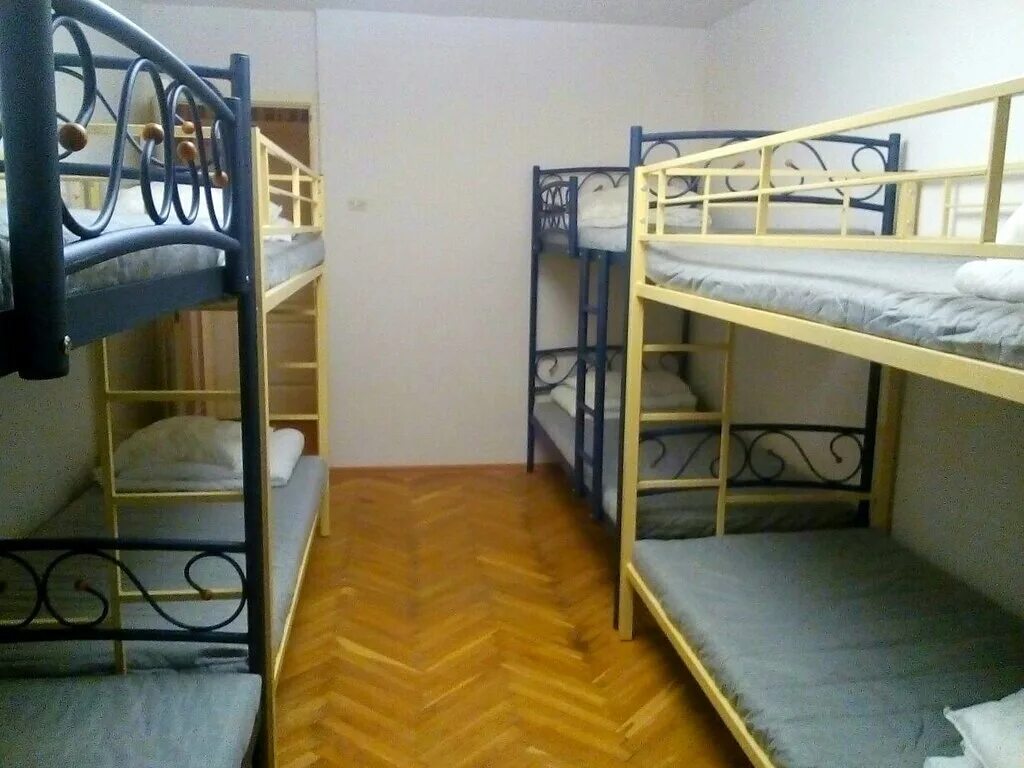 Комната снять метро беляево. Хостел волга в коньково. хостелы на беляево. хостелы москва возле академика волгина. ул академика волгина д 14 общежитие.
