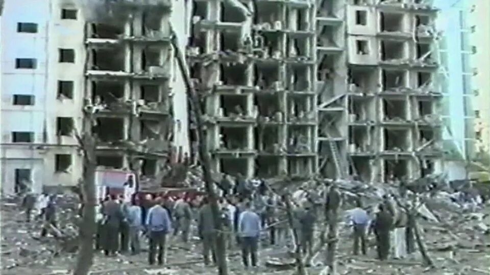 Теракты 20 века. Волгодонск терракт 16.09.1999. Взрыв в Волгодонске 16 сентября 1999. Взрыв дома в Волгодонске 1999. 1999 Взрыв взрыв в Волгодонске.