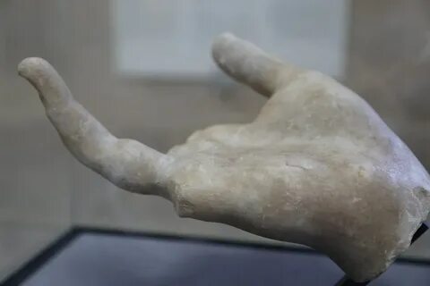 Рука ники