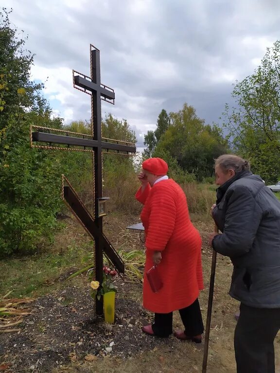 Погода усть александровск. Хутор Александровский Губкинский район. Хутор Александровский Усть-Лабинского района. Хутор средний Александровский район. Стеклоприемка Хутор Александровский.